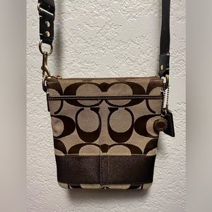 Coach Signature Slim Crossbody/ Messenger Bag